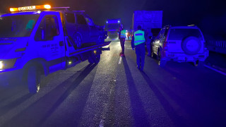 Шофьорите на две леки коли за починали след катастрофа при