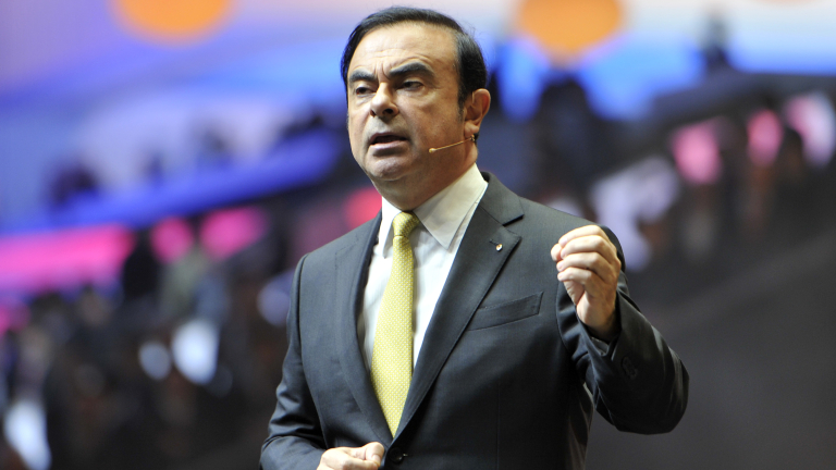 Япония арестува шефа на Renault-Nissan, алиансът изгуби над $2 милиарда 