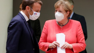 Канцлерът на Германия Ангела Меркел заяви че е много щастлива