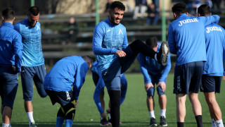 Група от 24 футболисти определи старши треньорът на Левски Станимир Стоилов