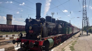Възстановяват 100-годишен локомотив, участвал в Септемврийското въстание