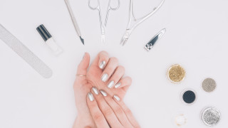 Ръцете и в частност ноктите са едно от нещата които