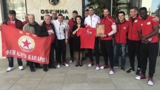 ЦСКА предизвика голяма еуфория в Каравна Футболисти треньори и директори