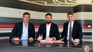 Нападатеялят Оливие Жиру вече официално е футболист на Милан Това