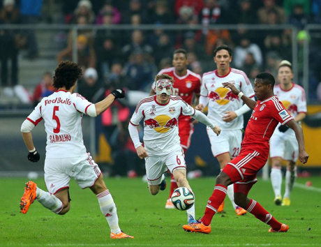 Байерн отнесе здрав бой в Залцбург