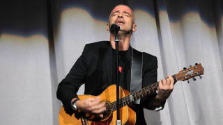 3 любопитни факта, които не знаехме за Ерос Рамацоти