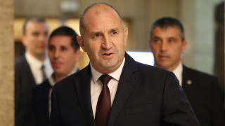 Президентът Румен Радев ще връчи първия проучвателен мандат за съставяне