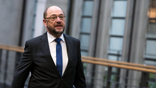 Германските консерватори и социалдемократите започват преговори за правителство на 7 януари