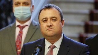 Земеделският министър не е запознат със случая в с. Антон