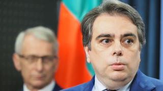 Асен Василев попари ГЕРБ: Няма с какво да ни примамят за кабинет