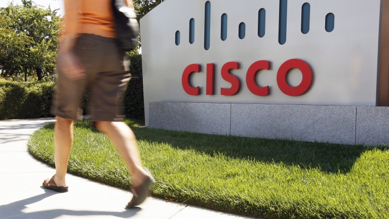 Cisco планира да съкрати 14 000 служители