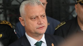 Емил Дечев: Заплахите към Кандев са свързани с бившия главсек на МВР Светлозар Лазаров