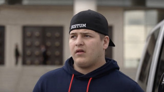 Адам Кадиров 17 годишният син на лидера на Чечения Рамзан Кадиров