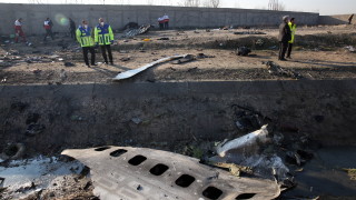 Самолет Лет L 410 се разби в град Мензлинск в руската