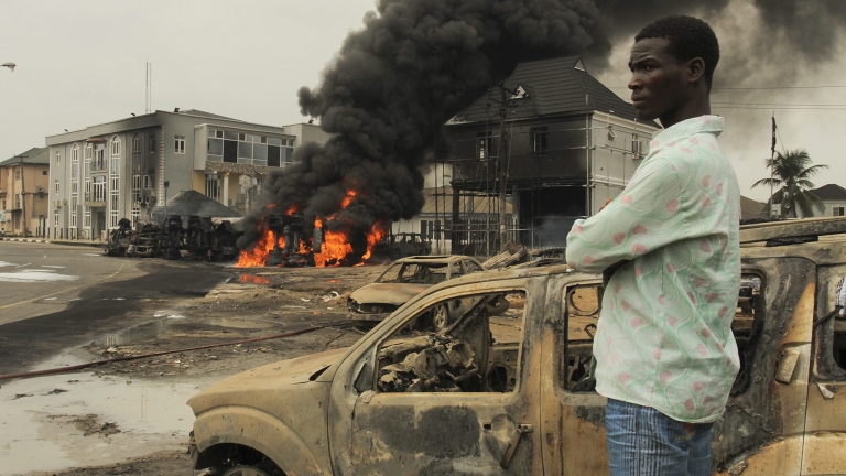 21 загинали при атентат в Нигерия