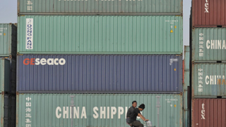 Низходящият тренд на китайската външна търговия може да се запази и през 2013 г. 