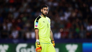 Вратарят на Милан Джанлуиджи Донарума ще пропусне тазвечершното градско