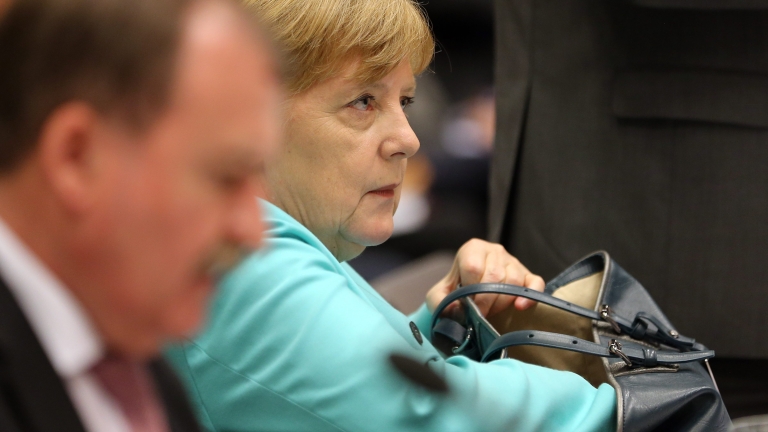 Меркел не бърза да гони Великобритания от ЕС