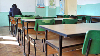 Учители отиват на борсата заради непълни паралелки във Видин
