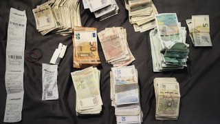 Полицаи иззеха 900 гр марихуана и опандизиха трима рецидивисти по