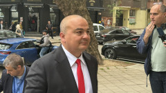 Няма Таки, няма Маки - Пламен Абровски е член на "Прогресивна България" и точка