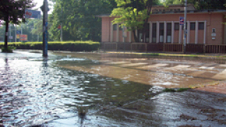 Авария наводни центъра на Добрич