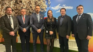 Асен Василев призова META да спре руската пропаганда