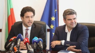 До година затвор и глоба грозят фалшификаторите от галерия "Структура"