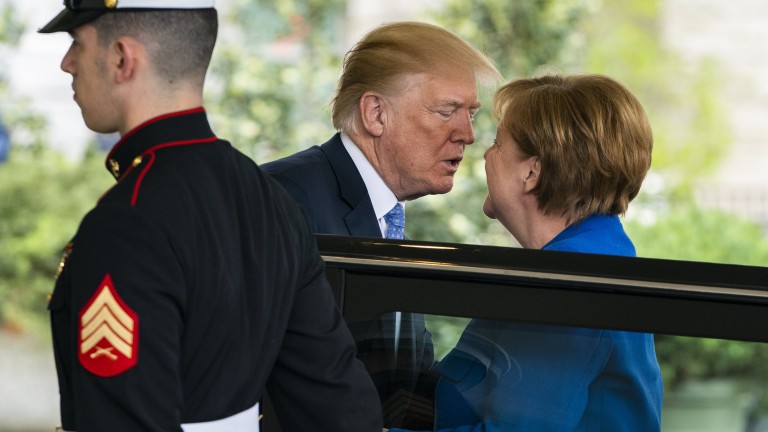 Германците масово смятат: Европа може да се защитава без помощта на САЩ