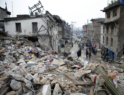 Повече от 3220 са жертвите, а 6540 ранените след труса в Непал 