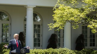 Президентът на САЩ Доналд Тръмп определи като безобразно изтичането на