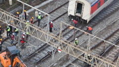30 ранени след дерайлиране на влак в Южна Корея