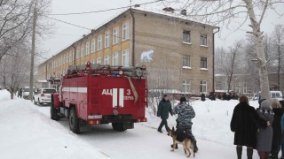 15 ранени при нападение с нож в училище в Русия