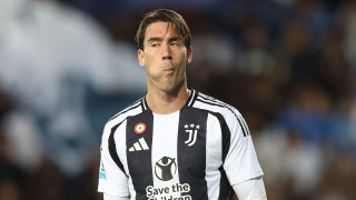 С два гола в пет мача досега Душан Влахович като