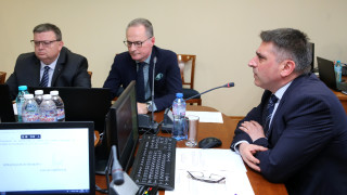 Кирилов стресна ВСС - не иска да води заседанията