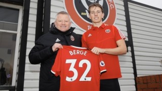 Шефилд Юнайтед се подсили с дефанзивния халф Сандер Берге от