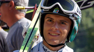 Единственият ни представител в елита на ски скока Владимир Зографски