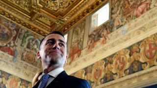 Лидерът на италианското Движение Пет звезди обяви че партията му