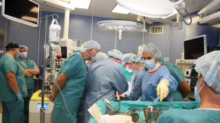 Медици от Военномедицинска академия ВМА извършиха чернодробна трансплантация на 45 годишен