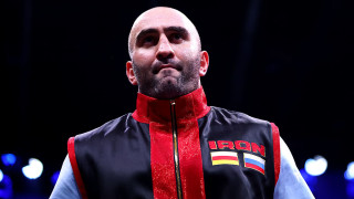 Новият регулярен световен шампион на WBA Мурат Гасев отдаде