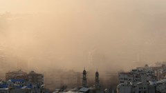 Иран отново атакува цели на САЩ и Израел в Близкия изток