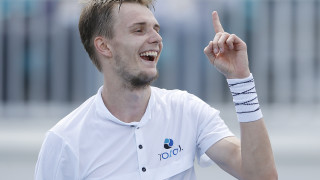 Александър Бублик и Алекс де Минор ще спорят за трофея в Анталия