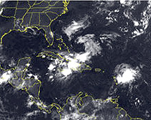 Тропическата буря Крис наближава Карибските острови