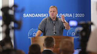 Всичките тези които сега се точат за властта с нищо