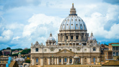 Ватиканът закрива всички свои инвестиционни сметки в чуждестранни банки