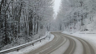 За един час в понеделник движението I 6 София Бургас