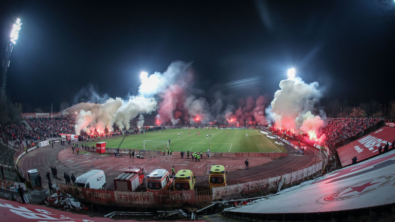 Ils détruisent « l'armée » en 100 jours Ils détruisent « l'armée » en 100 jours