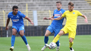 Раздялата на Драган Михайлович с Левски стана официално факт вчера