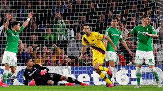 Барселона победи като гост Бетис с 3 2 Каталунците изоставаха на