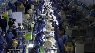 Починалите от коронавирус в Иран се увеличиха с 94 до